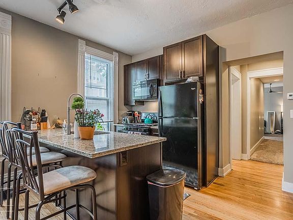 3rd image of 92 W 5th Ave #92W5-101