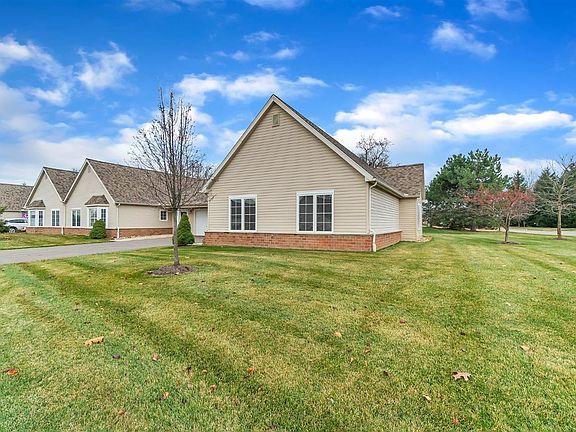 2nd image of 420 Lancaster Ct #1