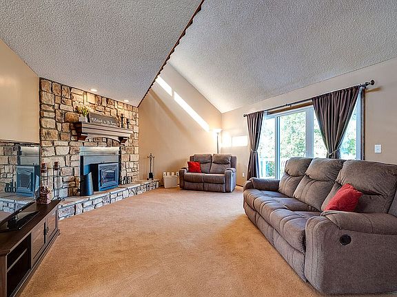 4th image of 1268 Timbercreek Dr