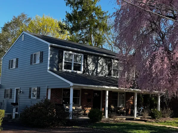 131 Union St Floor 2, Doylestown, PA 18901