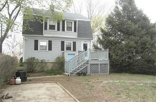 3rd image of 26 Fellows St