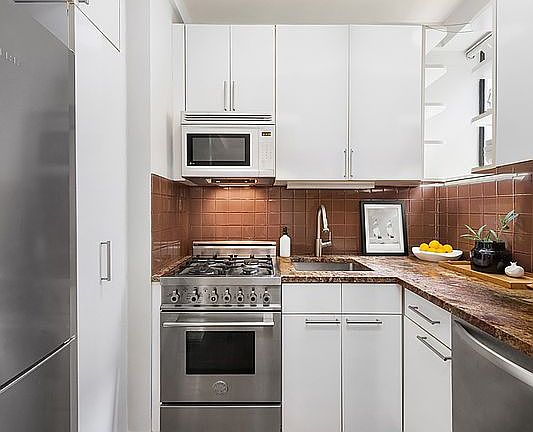 3rd image of 353 W 56th St APT 2G