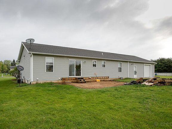 1018 allen court-105