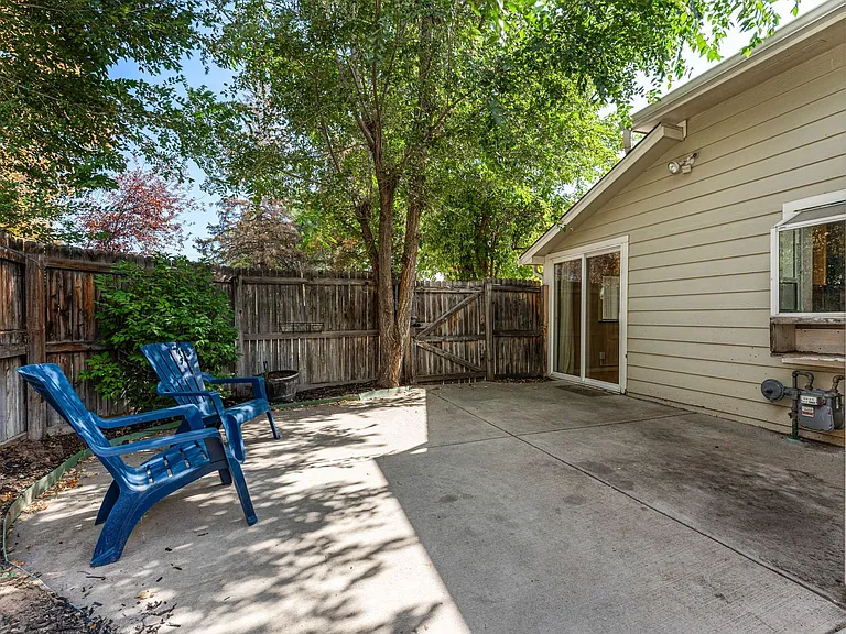 4451 S Cherokee St — Photo 27