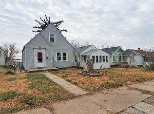 1733 K Ave NE, Cedar Rapids, IA 52402