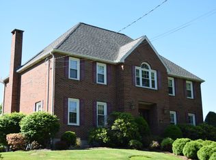 7 Concord Dr, South Walpole, MA 02071