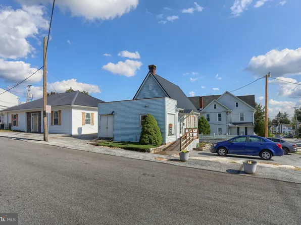 754 N Railroad St, Palmyra, PA 17078