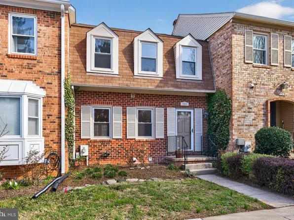 7521 Coddle Harbor Ln, Potomac, MD 20854