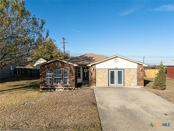 3rd image of 1705 Waterford Dr