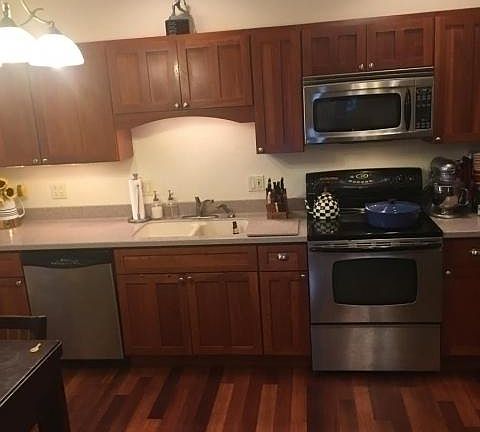 5th image of 432 Broadway #22