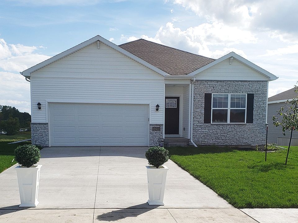 Forevergreen Heights by D.R. Horton Eastern Iowa in Coralville IA