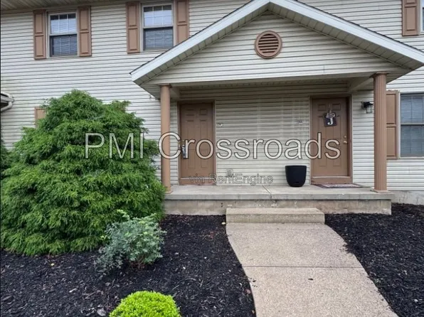 1120 Applegrove St NW, North Canton, OH 44720