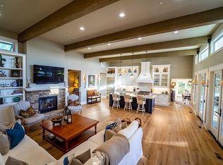 1156 Highland Dr, Del Mar, CA 92014