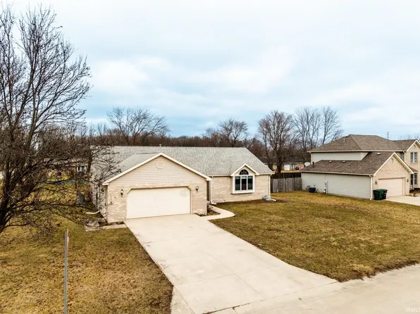 5608 W Wedgewood Ln, Muncie, IN 47304