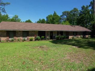 124 Choctaw Dr, Pineville, LA 71360
