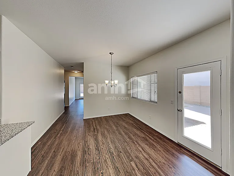 3413 E Flower St — Photo 6