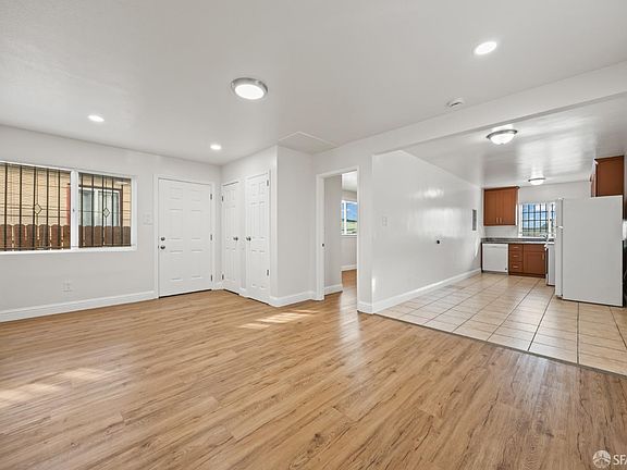 4th image of 449 Lucas Ave