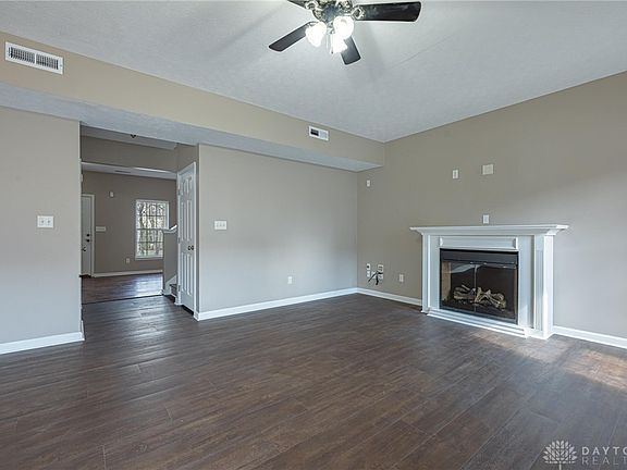 5th image of 3595 Empire Dr
