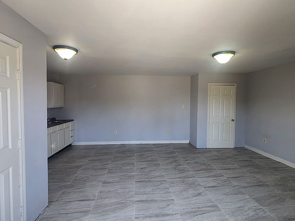 2nd image of 301 Soria Dr