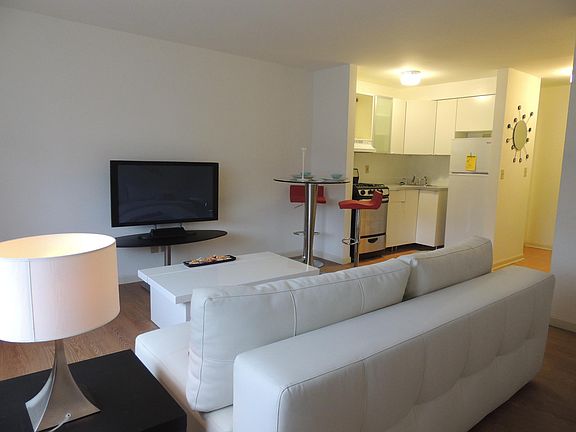 5th image of 1621 Clayton Ave APT 3