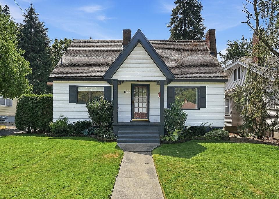 1st image of 622 E 27th Ave