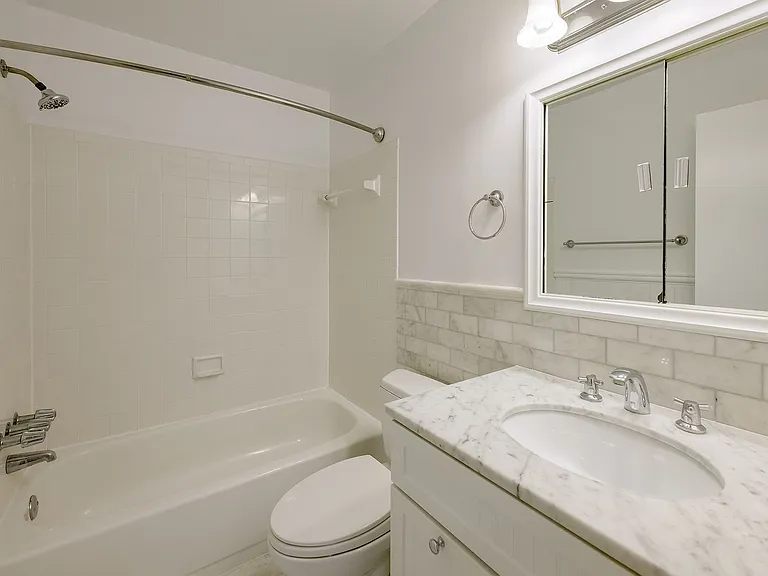 7518 Westlake Ter — Photo 36