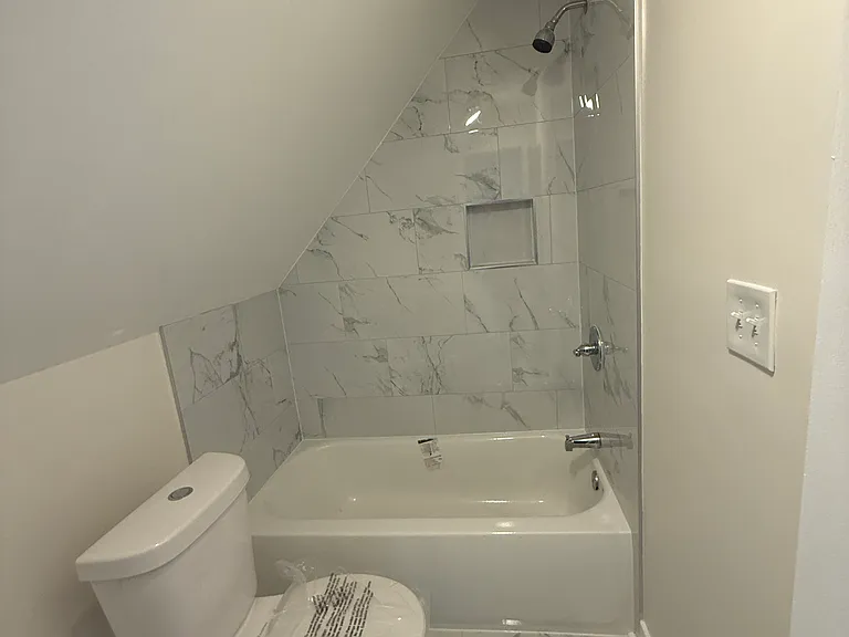 808 Winston Ave — Photo 15