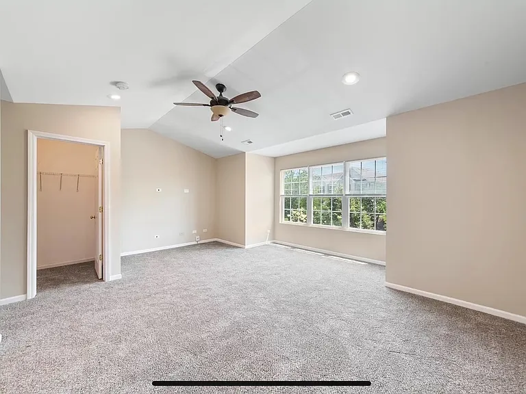 242 S Oak Creek Ln — Photo 14