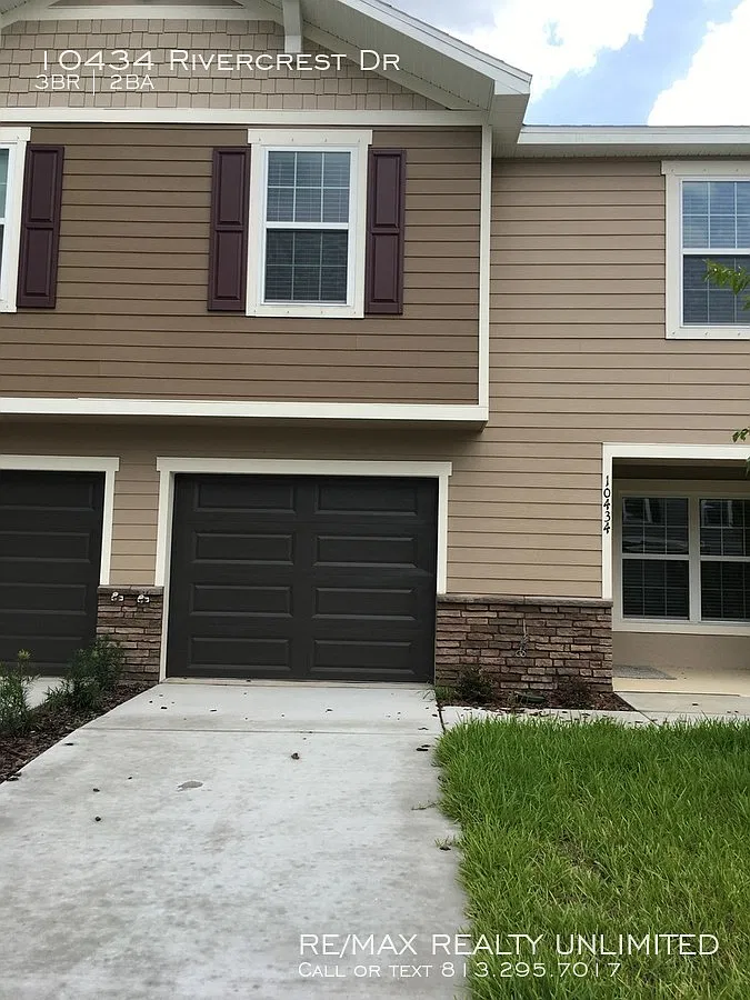 10434 Rivercrest Dr Riverview 33579 — Photo 1