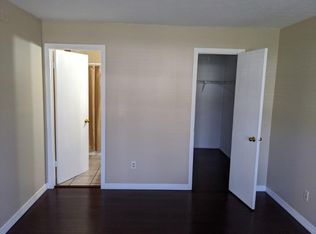 7950 Skyline Dr, Broadview Heights, OH 44147