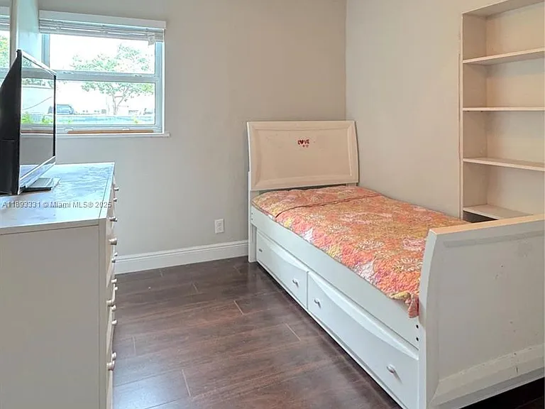 120 NE 9th Ave #120A — Photo 12