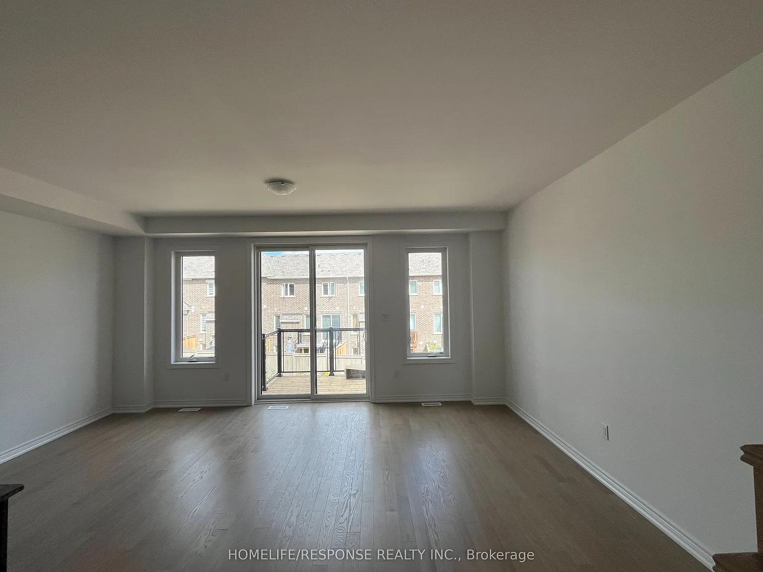 3 bed, $4,000 — Photo 4