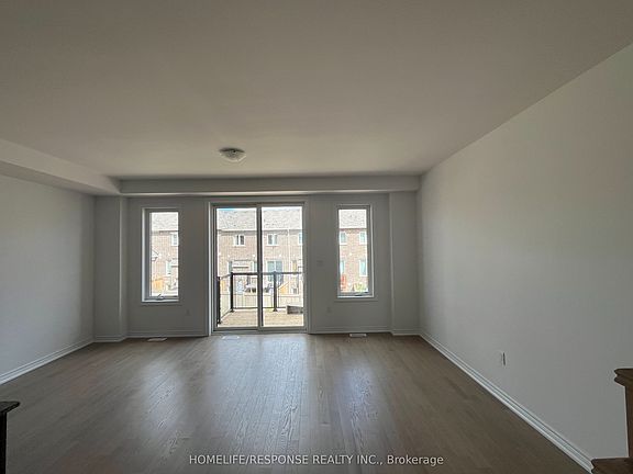 4th image of 3573 Post Rd