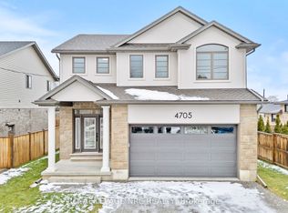 4705 Lee Ave, Niagara Falls, ON L2H 1M7