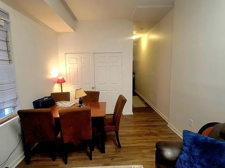 505 W Grace St #A — Photo 17