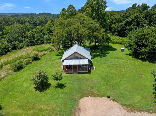 5834 Battiest Pickens Rd, Broken Bow, OK 74728