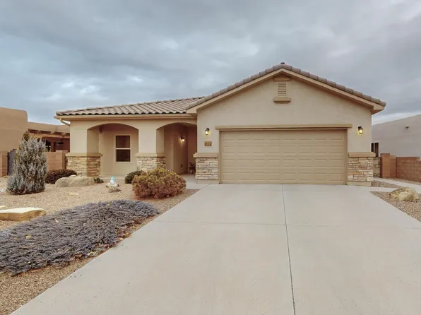 928 Salt Cedar Ct, Bernalillo, NM 87004
