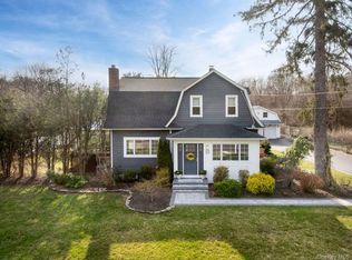 88 Astor Avenue, Saint James, NY