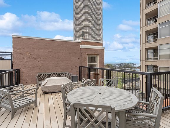 4th image of 540 N Lake Shore Dr APT 718-719