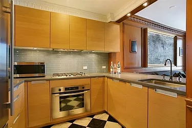 Rented by Verus Real Estate