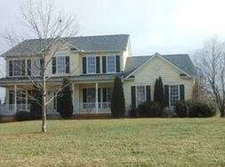 12510 Sherwood Forest Dr, Culpeper, VA