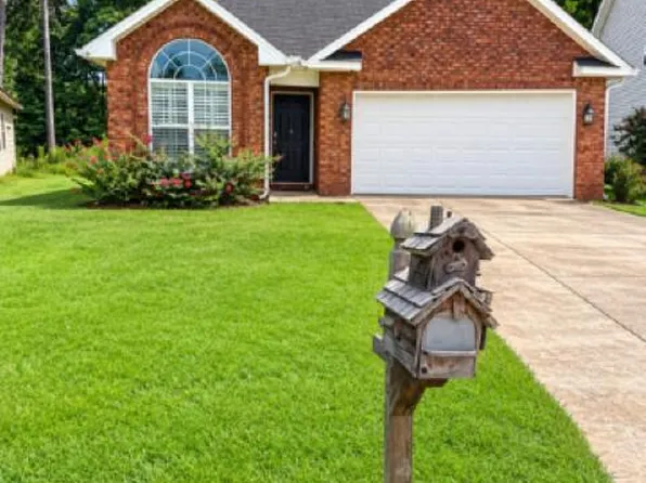 143 Rolling Woods Cir, Warner Robins, GA 31088
