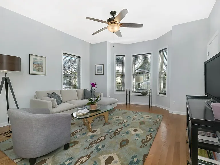 29 Kittredge St #1 — Photo 2