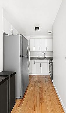 5th image of 60 W 14th St APT 3A