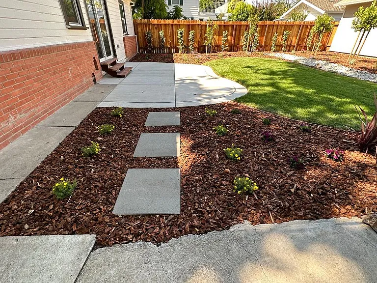 1402 Clara Ln — Photo 20