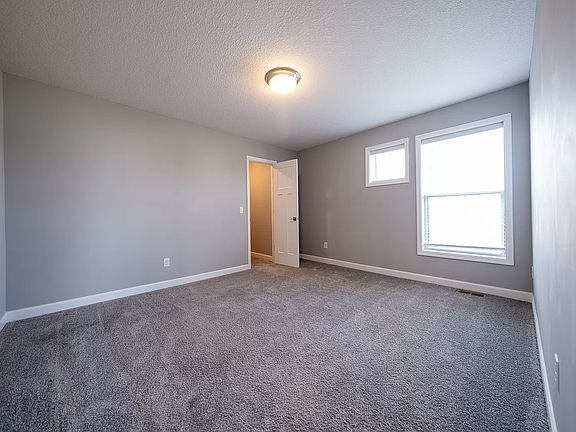 3rd image of 7384 203rd St W