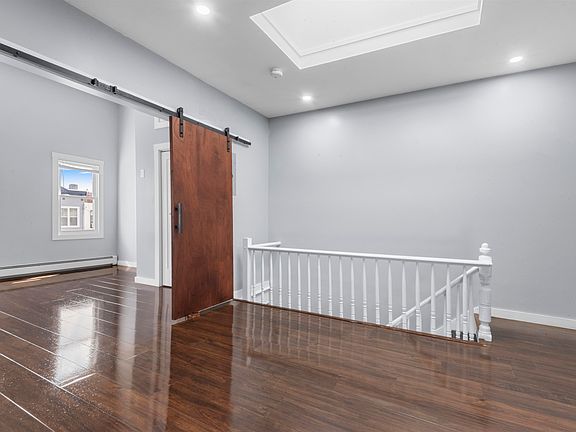 3rd image of 161 Van Horne St Floor 2