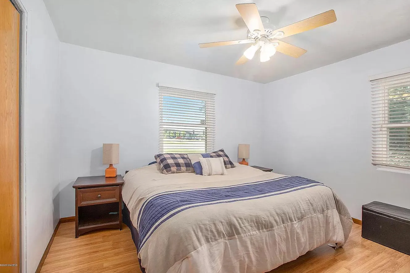 8321 S Sprinkle Rd — Photo 3