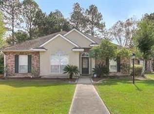 2058 Olvey Dr, Mandeville, LA 70448