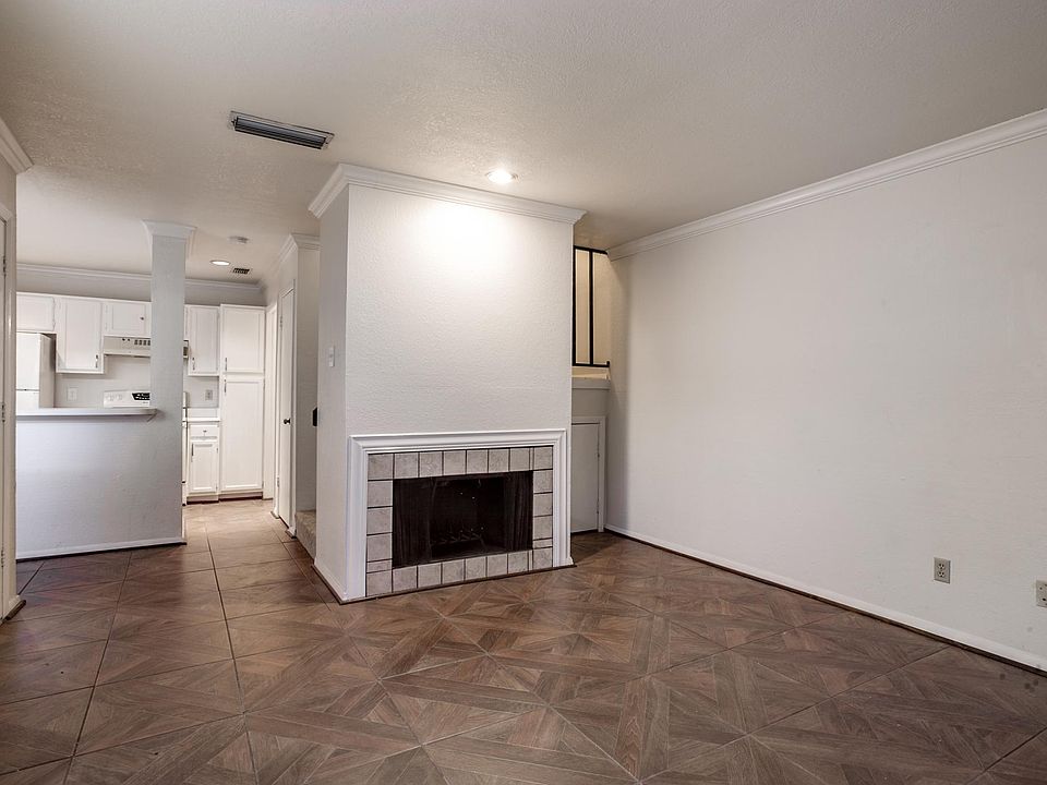 1st image of 3915 Buena Vista St Unit C